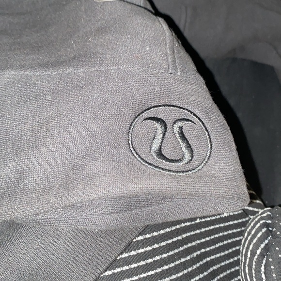 LuLuLemon Women’s Oversized Scuba Half-Zipped hoodie - Picture 8 of 11